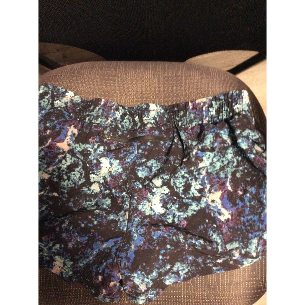 Fabletics Large Print Drawstring Shorts Workout L… - image 6